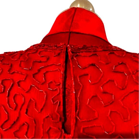 Vintage Laurence Kazar red silk top with beaded design Size S short sleeves - Picture 5 of 13